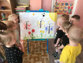 День бабочек День бабочек.